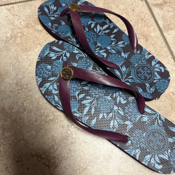 Tory Burch Flip flops - Picture 2 of 3
